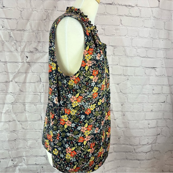 ann taylor LOFT floral Sleeveless Blouse ruffled Mandarin Collar 1/2 button sz L - Picture 2 of 7